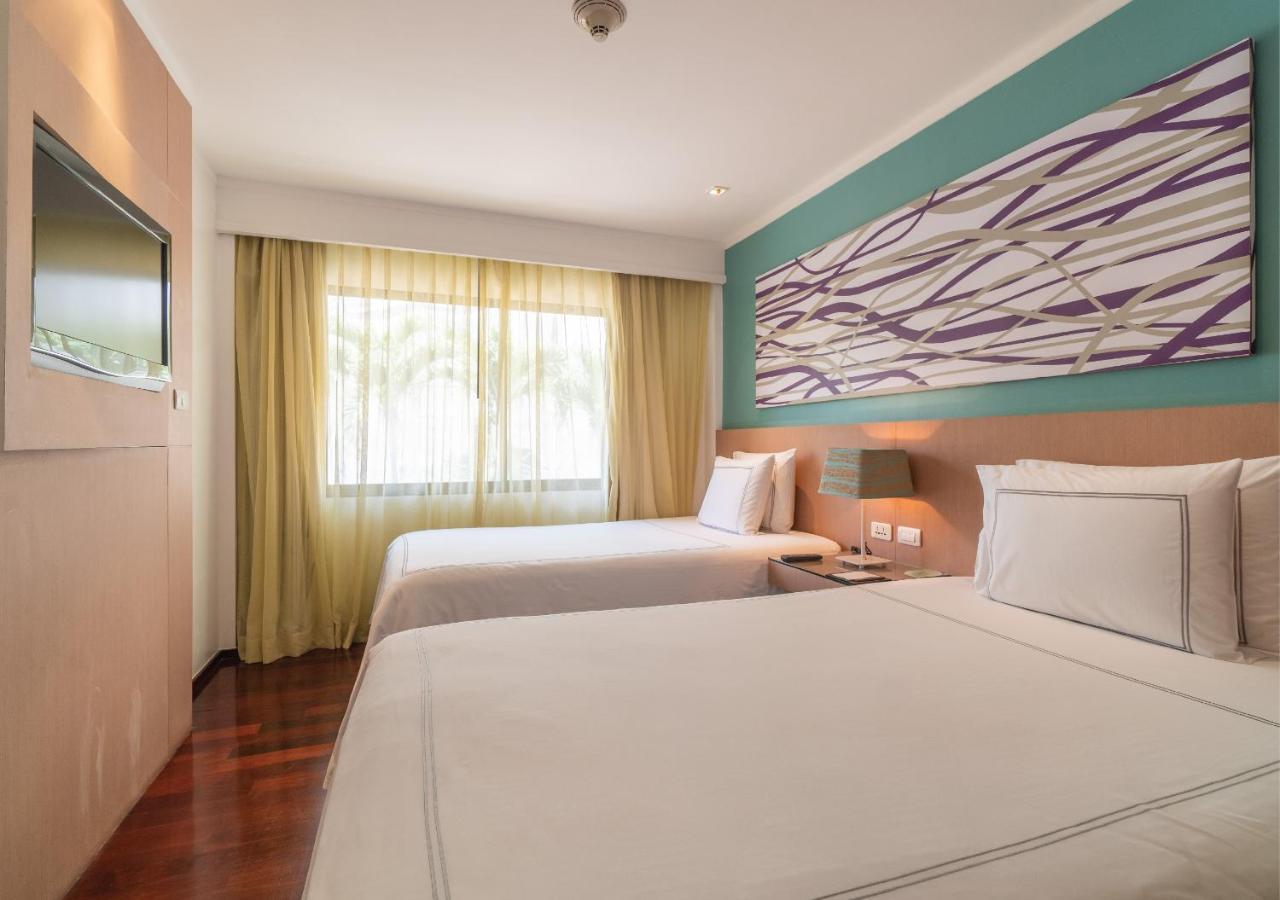 Radisson Resort And Suites Phuket Kamala-part Kültér fotó