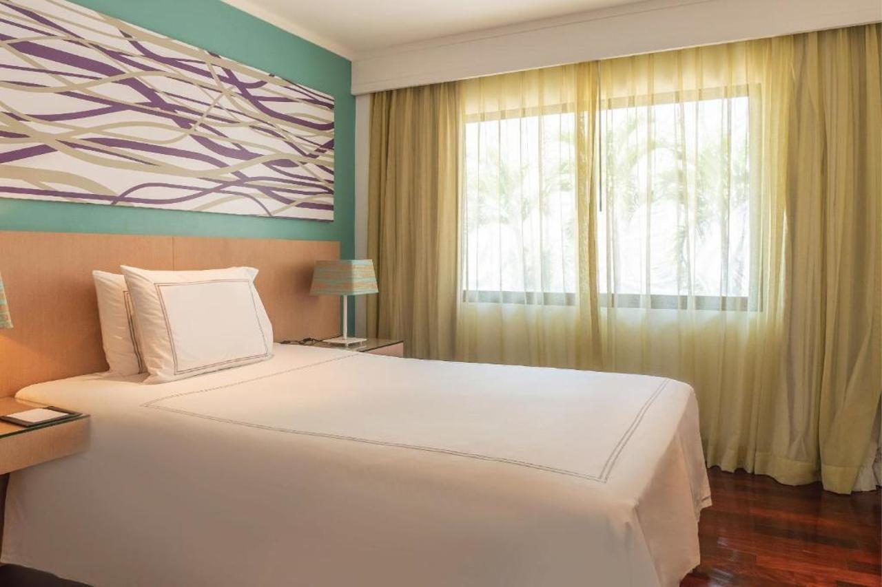 Radisson Resort And Suites Phuket Kamala-part Kültér fotó